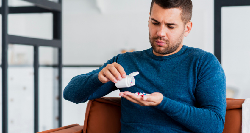 Прокуратура помогла жителю Тербунского округа получить жизненно важные лекарства