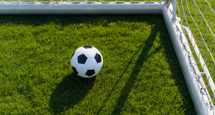 ФК «Металлург» задолжал своим работникам почти 2 миллиона