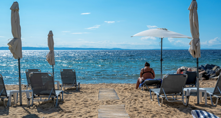 Чем заменить Анапу летом 2026: курорт на Азовском море, где чисто и безопасно для детей