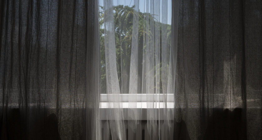 Освежить занавески без хлопот: хитрость, о которой мало кто знает - запомните раз и навсегда