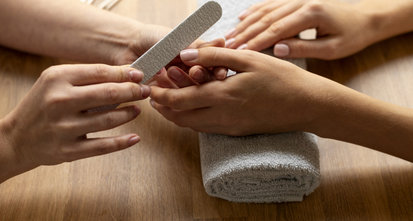 Никаких ножниц и ремуверов: этот метод сделает ваши руки ухоженными за минуту - запомните раз и навсегда