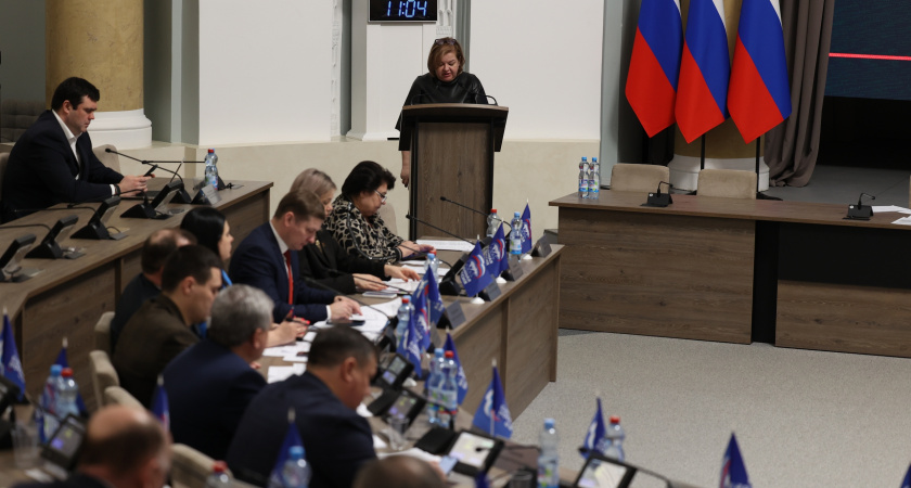 Липецкие депутаты увеличили бюджет на 10 миллиардов рублей