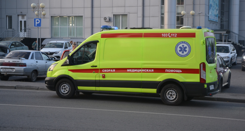 Жительница Липецка пыталась убить себя и своих детей