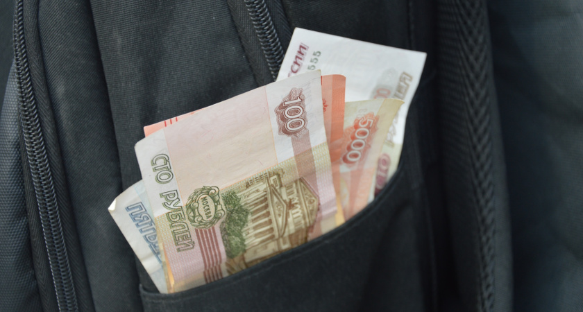 В Липецкой области приставы арестовали автомобили на дорогах у 5 должников