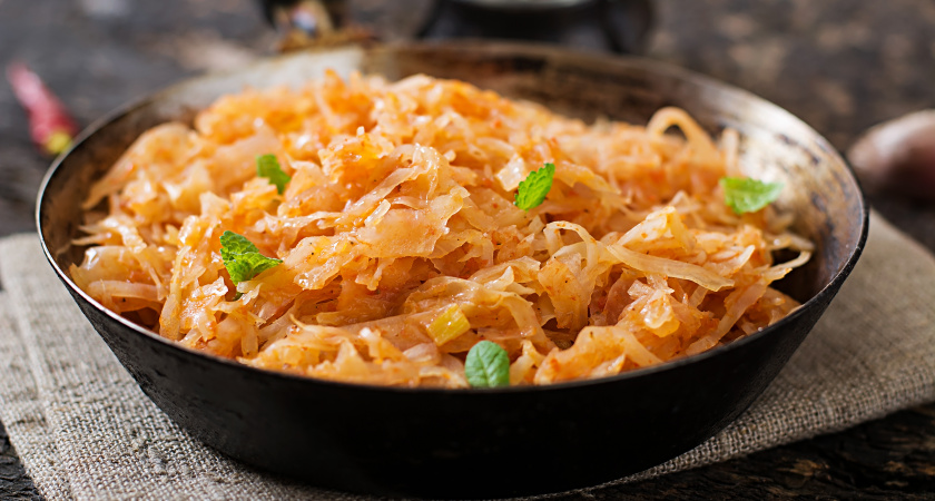 Сытный ужин без мяса: гречка с капустой, от которой не оторваться — просто и вкусно