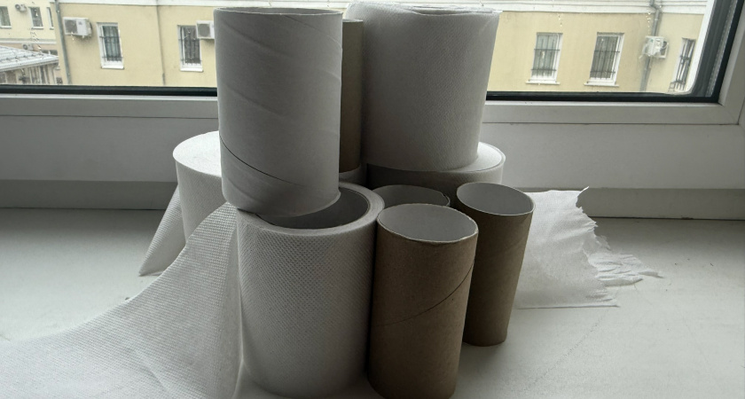 Смачиваю туалетную бумагу уксусом и забываю про бытовые проблемы — работает идеально