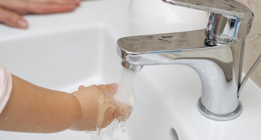 Слабый напор воды из крана: как я решила проблему за 10 минут обычным уксусом - берите на заметку