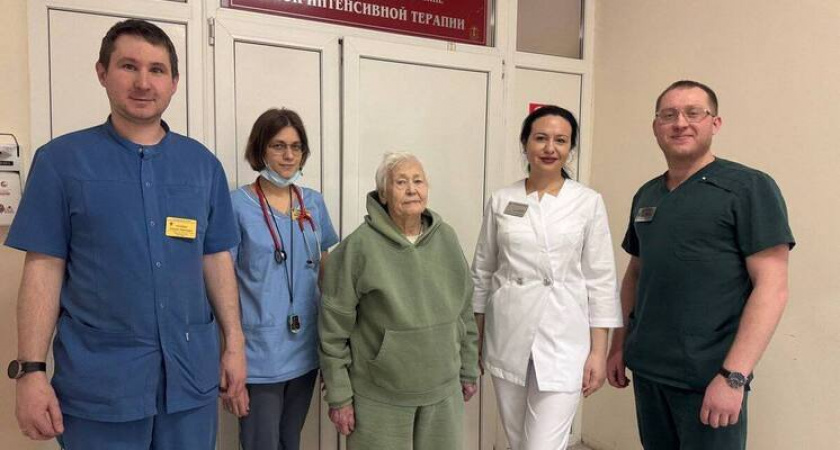 Липецкие врачи спасли жизнь 95-летней пациентке с инфарктом