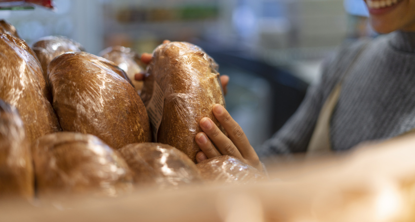 Ученые поставили точку: можно ли хранить хлеб в холодильнике — запомните на всю жизнь