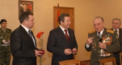 Губернатор наградил ветеранов 