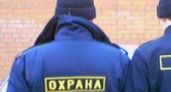 Из безработных делают охранников 