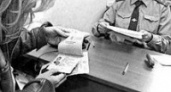 В миграционной службе не хотели регистрировать ребенка