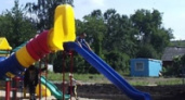 В липецких дворах продолжат установку детских пластиковых площадок