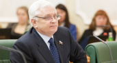 Сенатор от Липецкой области предложил увеличить максимальный возраст чиновников до 70 лет