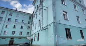 Жители проблемного дома в Липецке задыхаются от запаха плесени и боятся его разрушения
