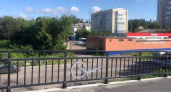 В Липецке на Сокольском мосту начали монтировать символы в виде птиц