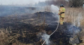 В Липецке возросло число возгораний мусора и травы