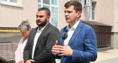 Жабин объяснил ельчанам порядок выплат за поврежденные авто