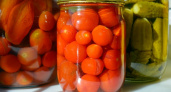 Лето в банке: беспроигрышный рецепт помидоров на зиму, которые не стыдно подать гостям