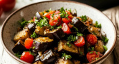 Вкуснейший салат из маринованных баклажанов - улетают первыми со стола: готовлю сразу тазиками 