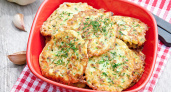 Когда жаришь вот так, кабачки не расползаются, курица не становится сухой — и в холодном виде всё так же аппетитно