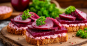 Бутерброды "Шуба": вкусная закуска, которая с лихвой затмит традиционный салат