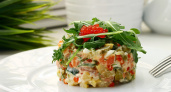Вкуснейший «Оливье» с красной рыбой — лучший салат на новогодний стол 2026: вкусно, нежно и легко