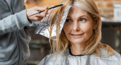Как правильно закрашивать седину: 5 ошибок, из-за которых краска сходит раньше времени