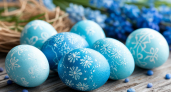 «Сапфировые» крашенки на Пасху новым способом - результат бомбический, а руки чистые: не каркаде