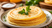 За 10 минут до ужина: сырные лепёшки на кефире — нежнее оладий и сытнее любых пирожков