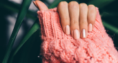 Маникюр на май 2026: 10 розовых вариантов с эффектом влажных лепестков для нежного образа