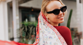 Косынка — главный тренд сезона: какие варианты выбрать и как носить, чтобы выглядеть современно