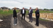 В Благодати строят дома для добринских аграриев