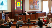 В горсовете липецким школьникам объяснили, что такое культурный код