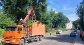 На Сапёрном спуске убрали ветки, мешавшие автомобилистам