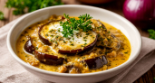 Баклажаны больше не жарю как раньше: делаю вкусный гарнир с луком, сметаной и прованскими травами - получаются как белые грибы