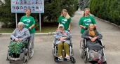 Учащиеся медколледжа помогли персоналу и пациентам учреждения «Долголетие»