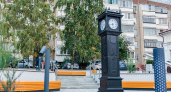 На улице Фрунзе открыли обновлённый сквер с часами