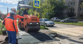 Липецкие дорожники закрыли выбоины сразу на нескольких улицах