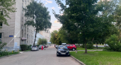 В ГИБДД поставили точку: вот кто обязан ехать первым – тот, кто въезжает во двор или выезжает из него