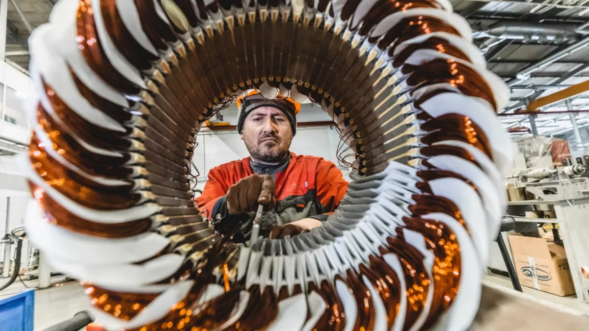 Столичное метро работает на липецких двигателях