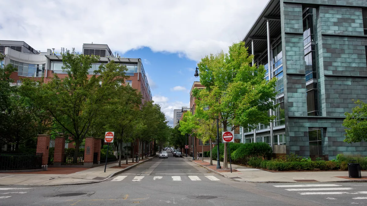 На пенсии к морю: три города в Крыму с доступными ценами и круглогодичным комфортом