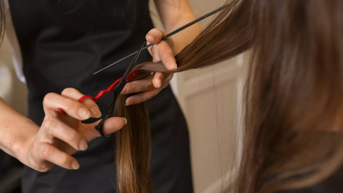 Стиль не теряется, когда волосы растут: 10 удачных стрижек для переходного периода