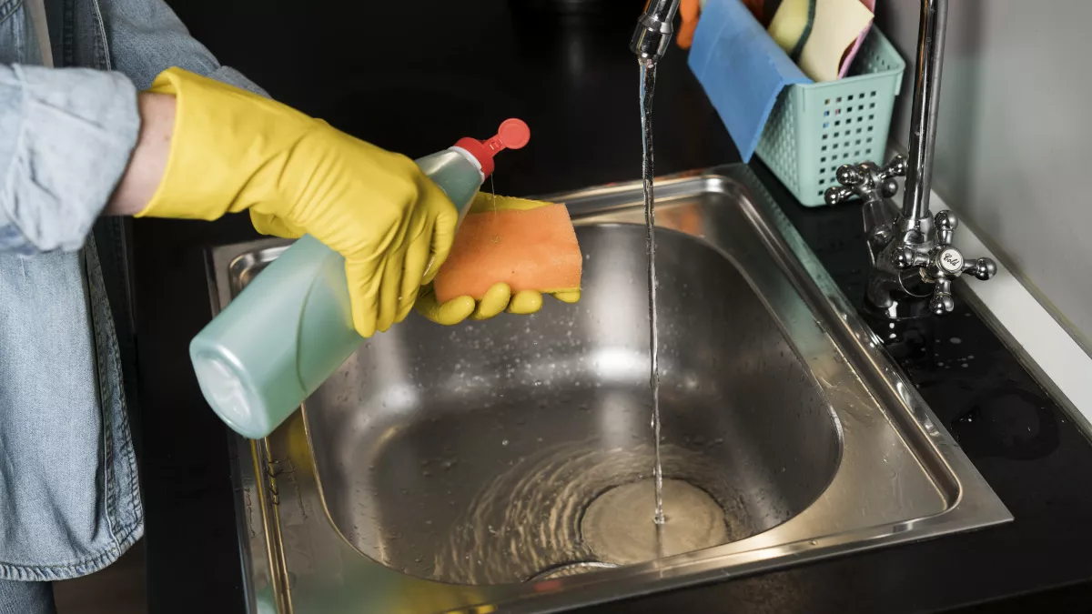 Магазинные гели больше не покупаю: делаю средство для посуды за 5 минут из соды и горчицы