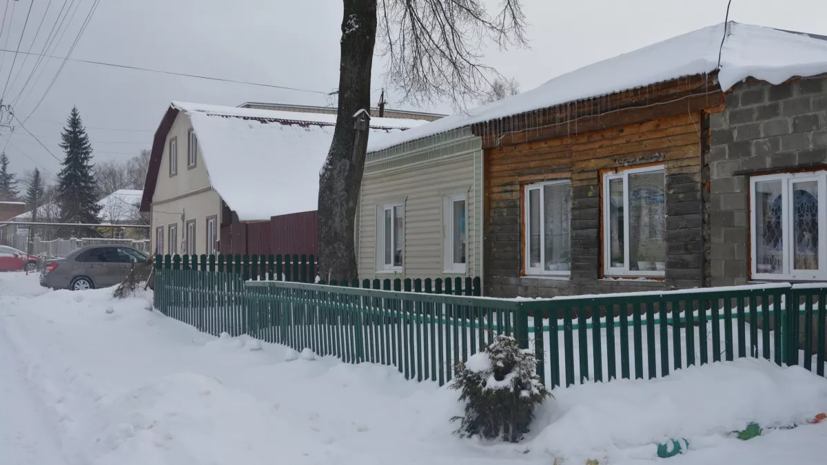 Строительный лайфхак: замазываю трещины составом, который держится крепче нового