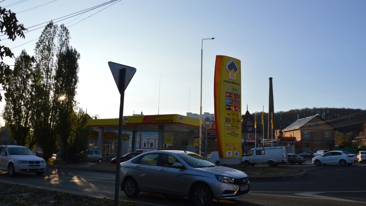 На липецких заправках зафиксировали изменение цен