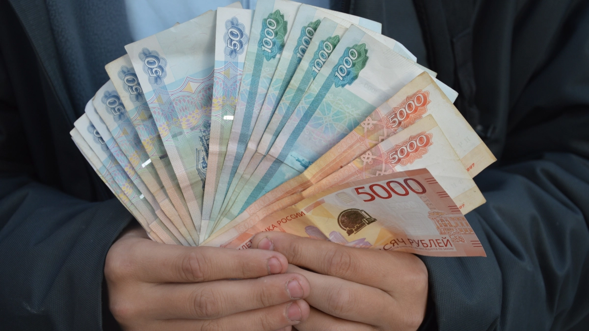 С 1 сентября россиян ждет крупнейшая денежная реформа со времен 90-х: что изменится для всех