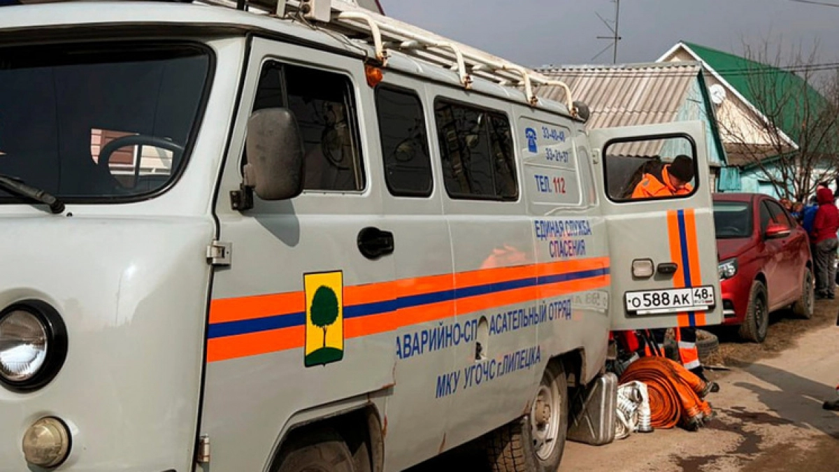 В Липецке дежурные службы контролируют состояние дамб и уровень воды