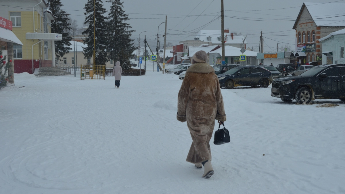 Помогать детям – путь к несчастью в старости: мудрая цитата психолога Адлера