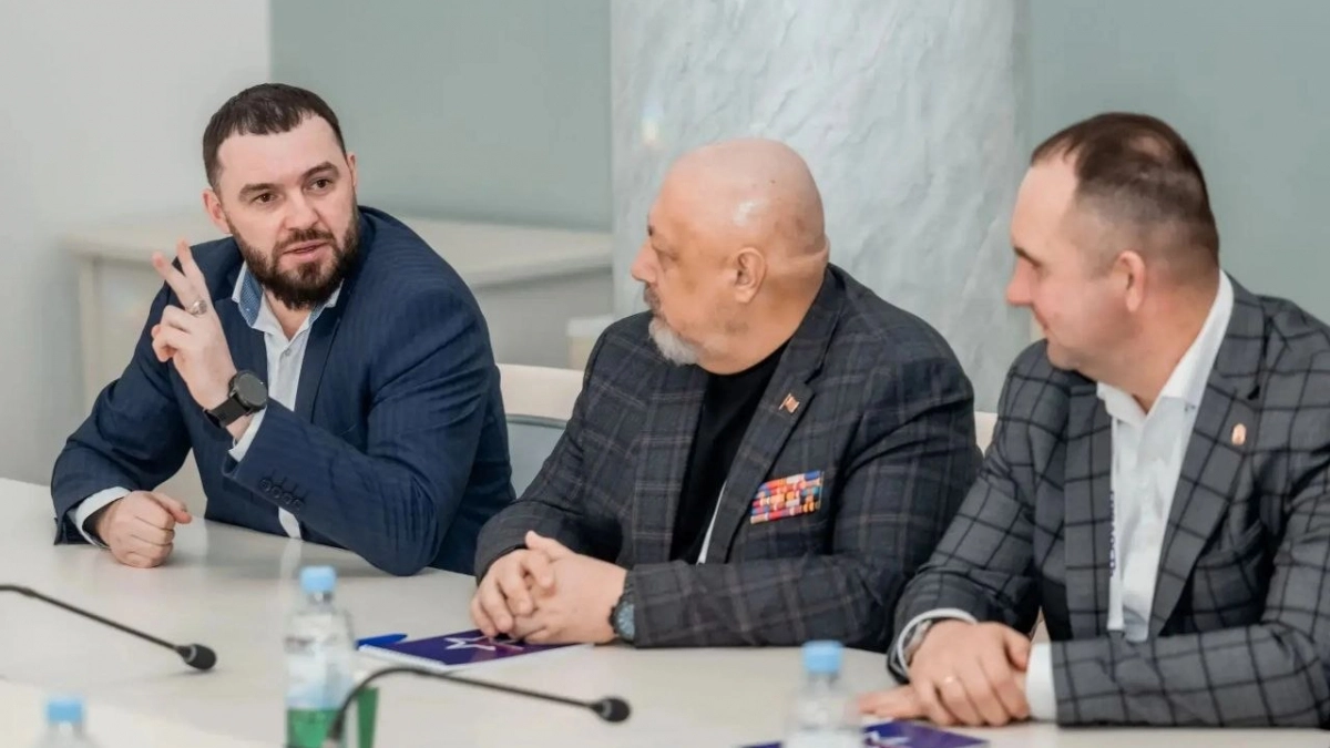 Липецкая молодежь осваивает госслужбу в программе Балашова